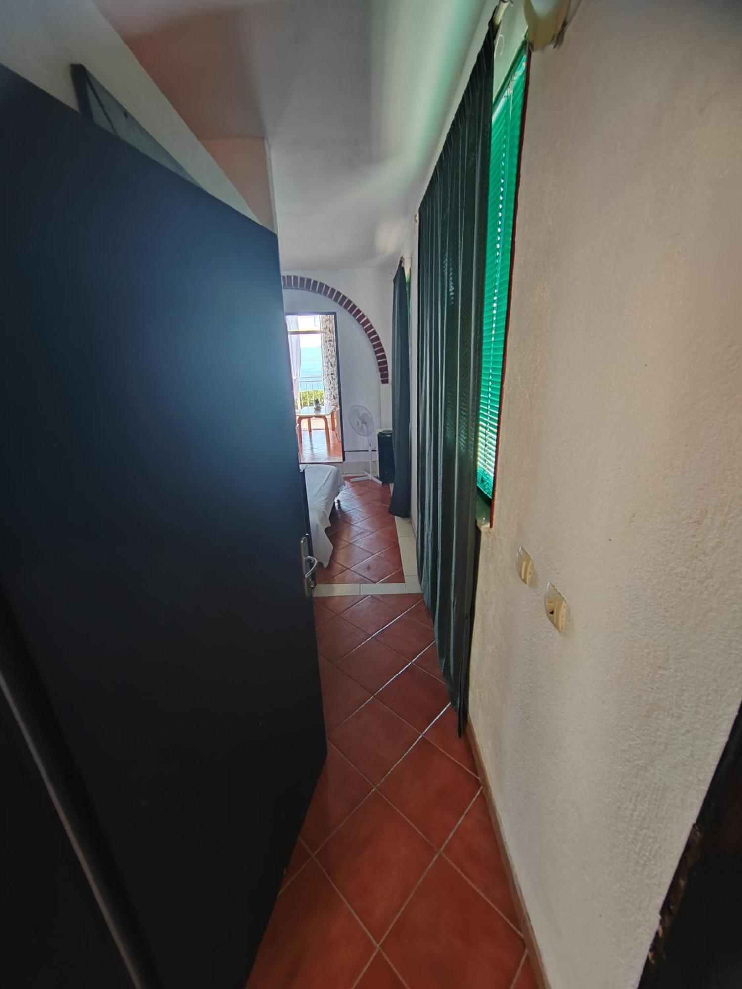 Apartmani Ankora Brist Esterno foto