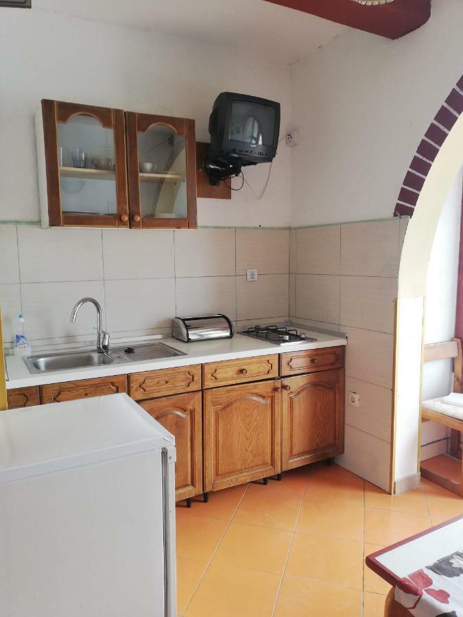 Apartmani Ankora Brist Esterno foto